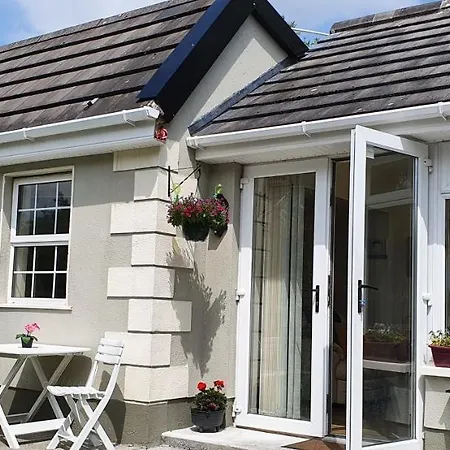 Lakeview شقة Strokestown